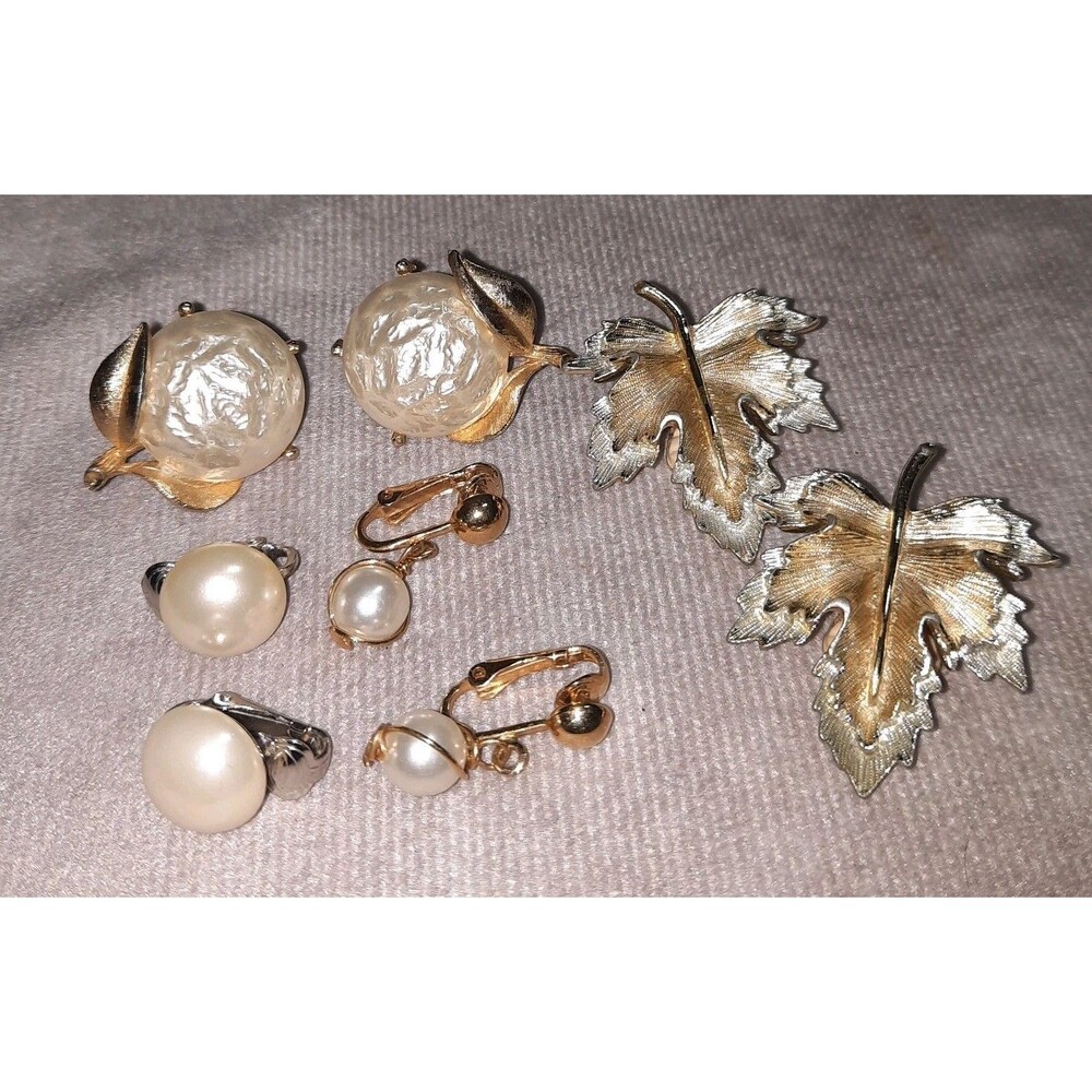 Vintage Lot of  4 Pairs Clip On Sarah Coventry Earrings